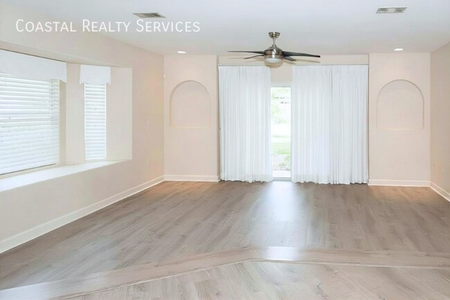 Foto del edificio - 234 Pelican Pl