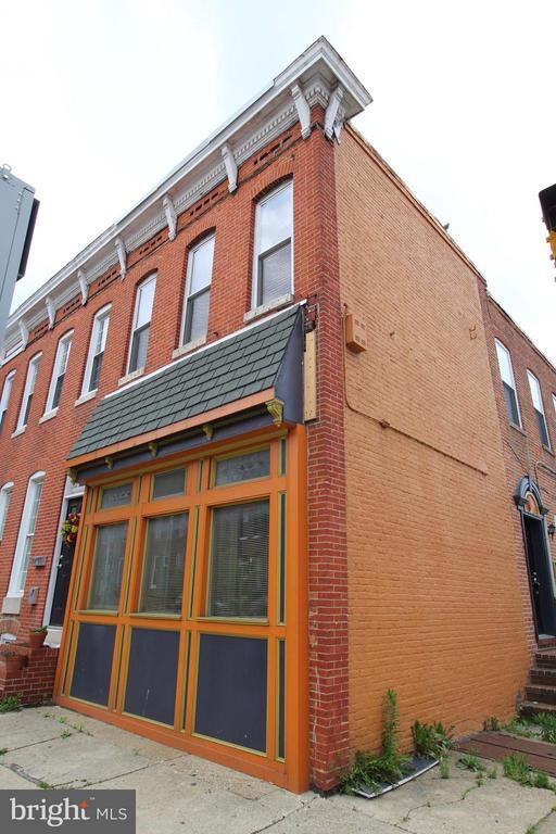 Foto del edificio - 1300 S Hanover St