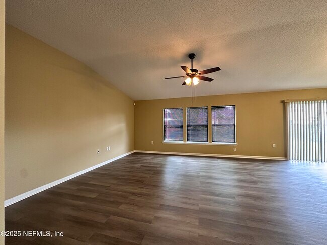 Building Photo - 2231 Brian Lakes Dr N