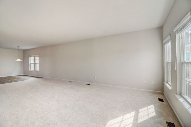 Foto del edificio - 702 Station Blvd