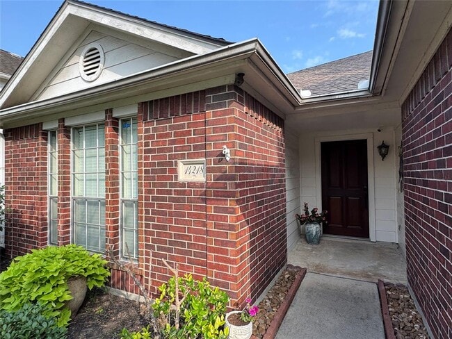Building Photo - 14218 Cypress Meadow Dr