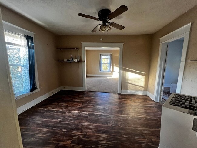 Foto del edificio - 844 Hovey St SW