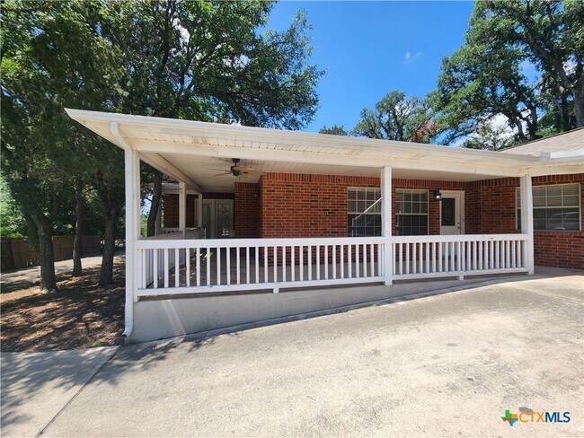 Building Photo - 1200 N Walnut Ave