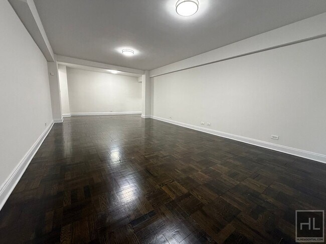 Building Photo - BEEKMAN PLACE