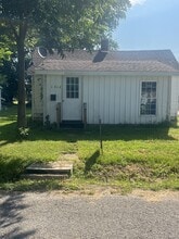 Building Photo - 1312 N Madison St