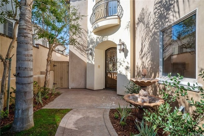 Front door - 2509 Palm Ave
