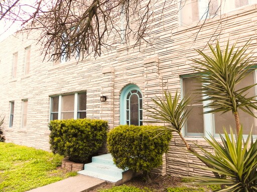 Foto del edificio - 615 S Tancahua St