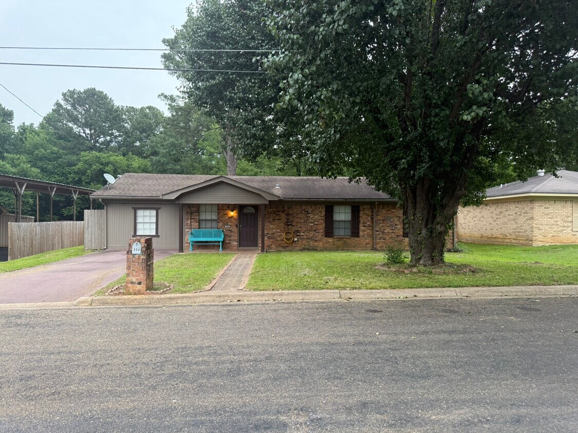Foto principal - 304 Patriot Cir