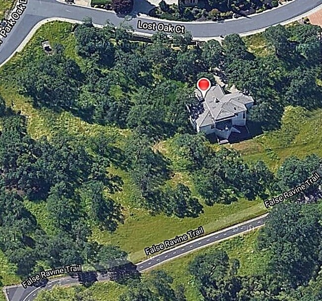 Building Photo - 108 Lost Oak Ct