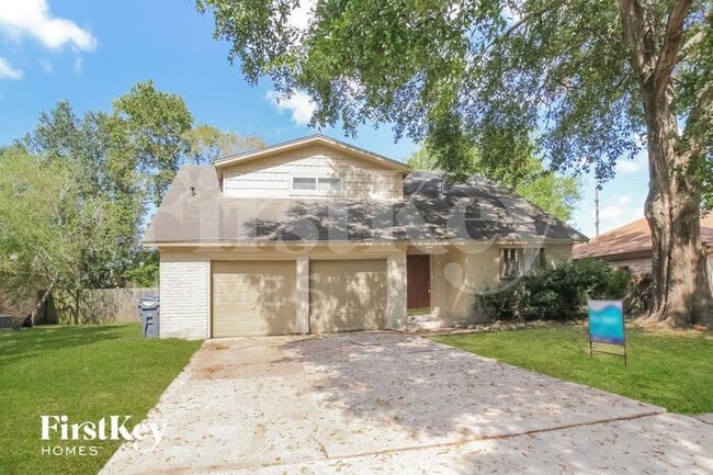 Building Photo - 2517 Leichester Dr