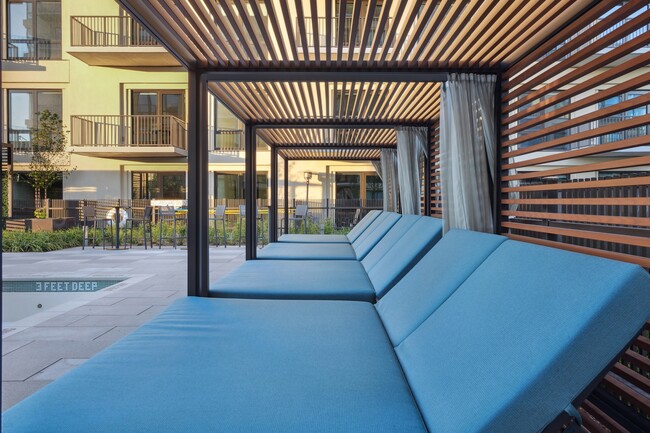 Interior Photo - 18 Dock Apartments