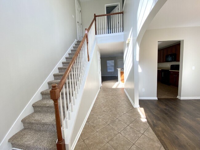 Foto del edificio - Four-Bedroom Port Royal Model Home for Ren...