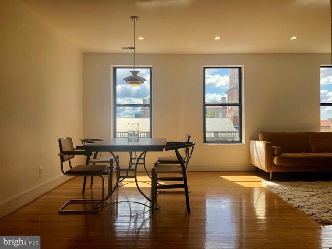 Building Photo - 2901 16th St NW