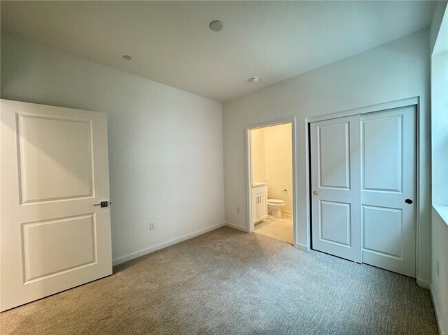 Foto del edificio - 12772 Lomond Wy