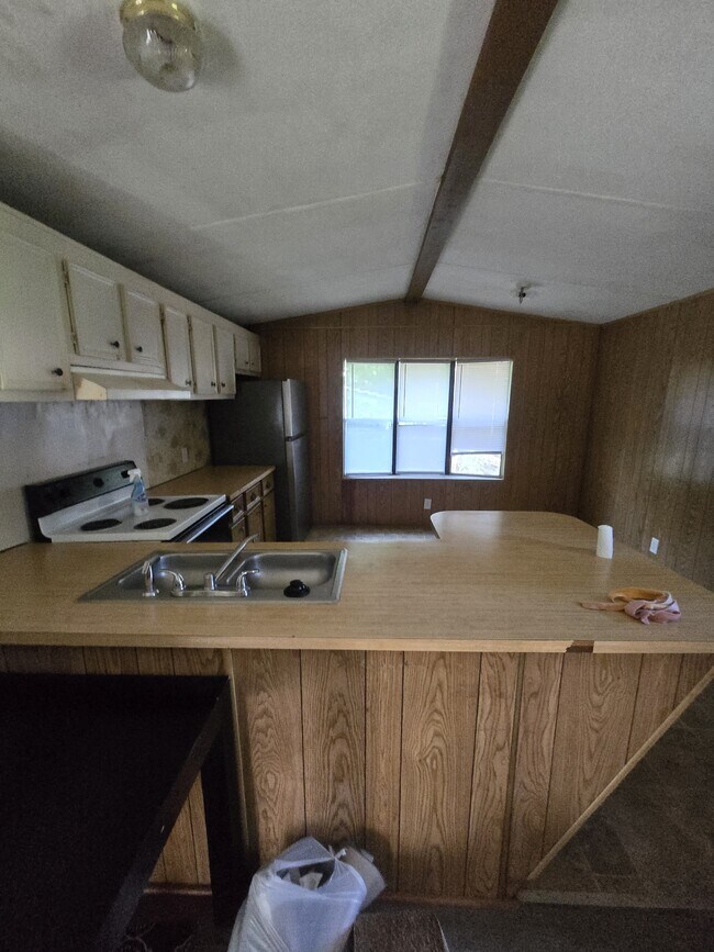 Building Photo - 3553 Boyette Dr