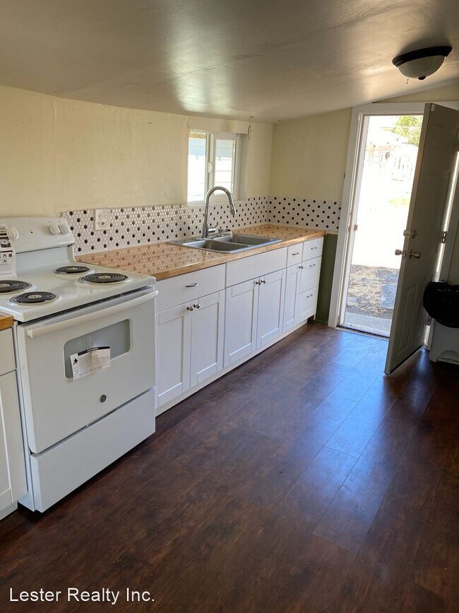 Foto del edificio - 1 br, 1 bath House - 4317 Douglas Ave