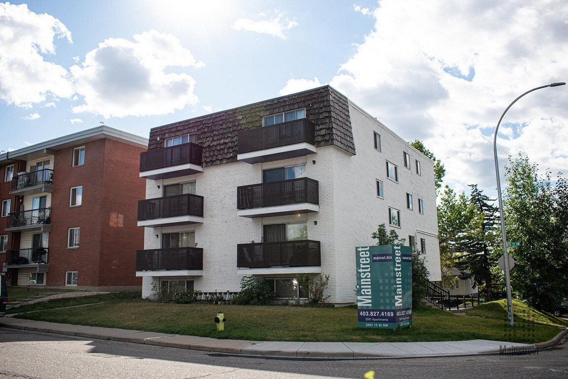 Primary Photo - 2501 Apartments