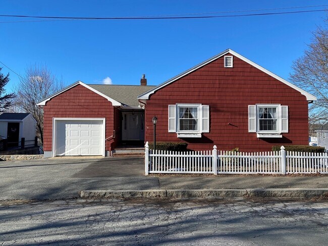 Building Photo - 21 Webber Ave