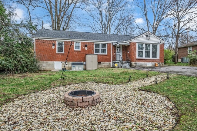 Building Photo - 549 Elysian Fields Rd