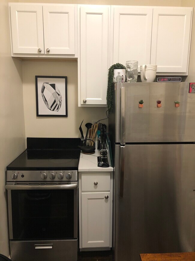 Foto del edificio - 1475 Beacon St
