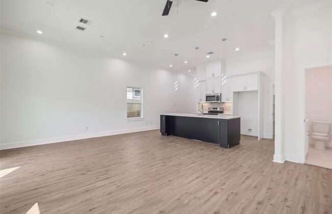 Building Photo - 4514 Galesburg St