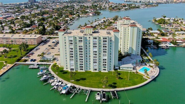 Foto del edificio - 420 64th Ave