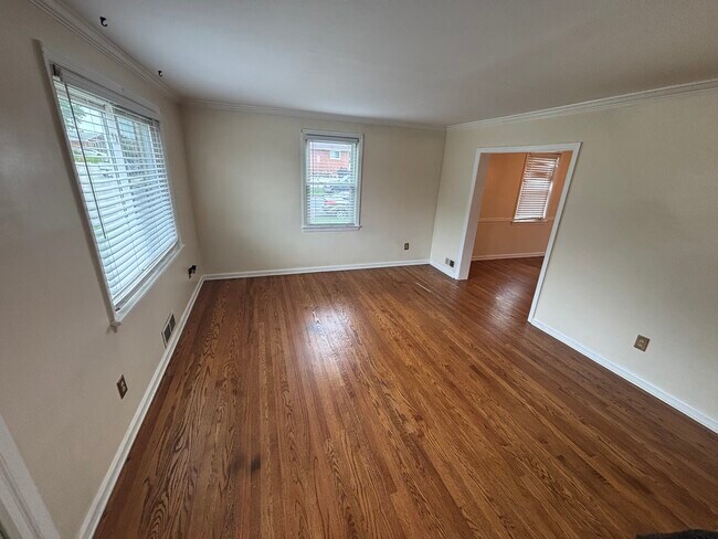 Foto del edificio - 211 Lyndale Ave