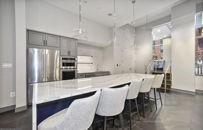 Foto del edificio - 1025 1st St SE
