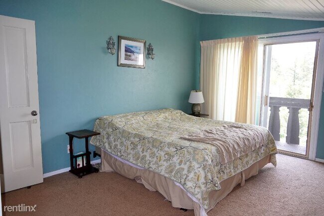 Foto del edificio - 5 br, 3 bath House - 1745 Old Stage Rd