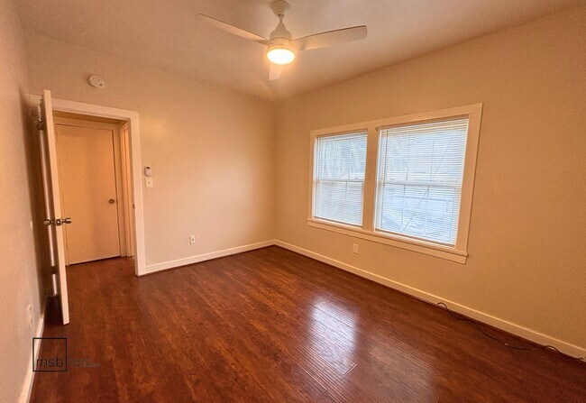 Foto del edificio - 1120 12th St