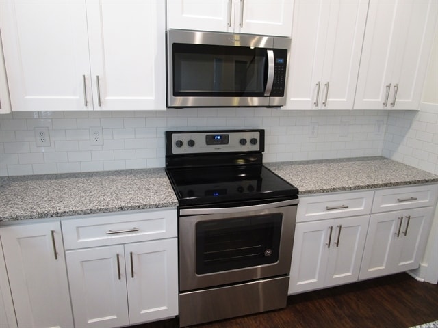 Building Photo - 1065 Adams Haven Bend