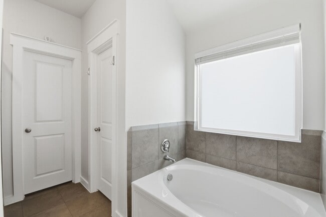 Foto del edificio - 12411 Southern Trail Ct