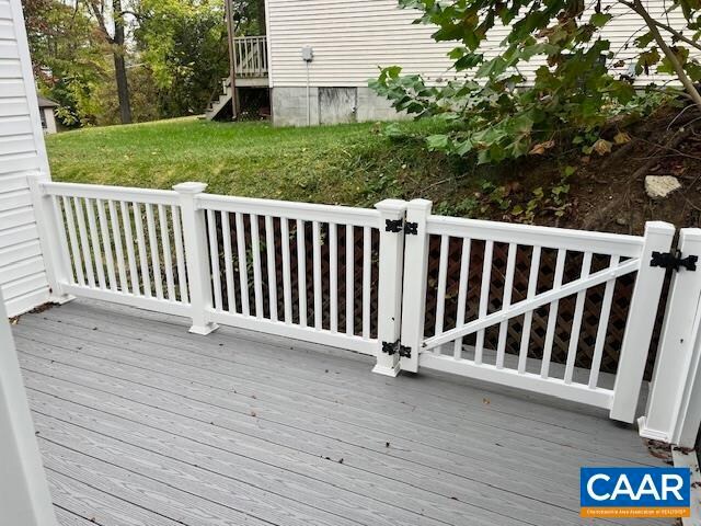 Building Photo - 1388 5th St