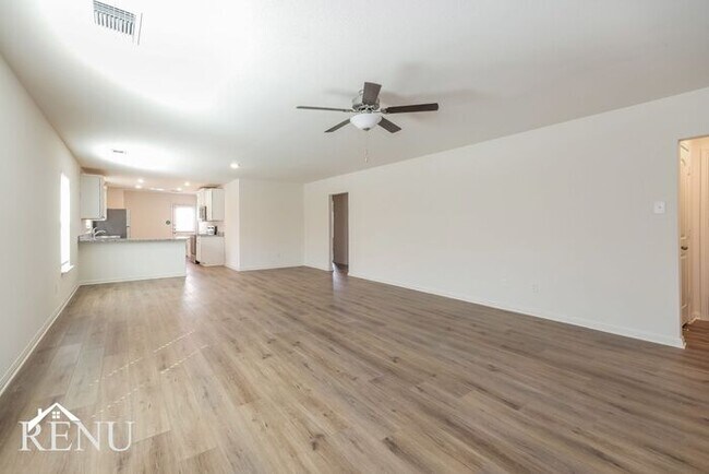 Foto del edificio - 308 Crescent Park Dr