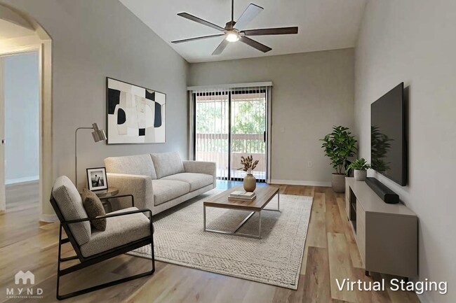 Foto del edificio - 1351 N Pleasant Dr