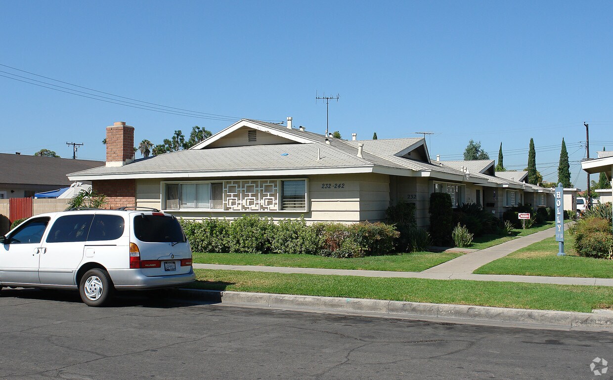 Foto principal - 232-242 N Holly St