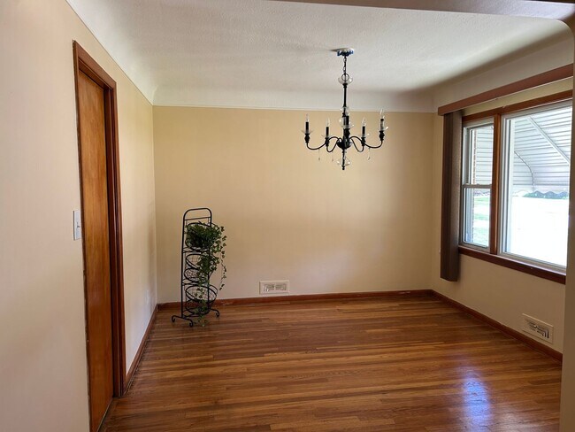 Foto del edificio - 4409 Adrian Rd