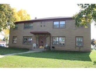 Primary Photo - 5405 W Forest Home Ave