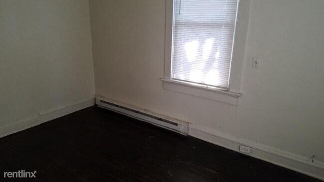 Building Photo - 2 br, 1 bath House - 711 Jefferson Davis Hwy