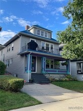 Building Photo - 174 Lincoln Blvd