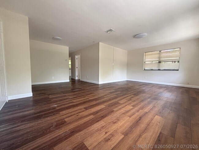 Foto del edificio - 4165 NW 114th Terrace