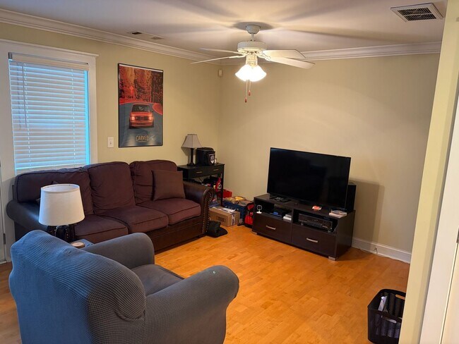 Foto del edificio - Convenient Single-Family Home Near UGA in East Athens