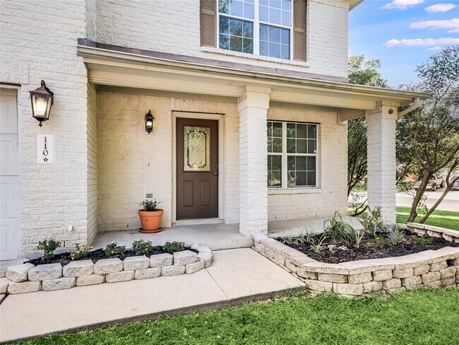 Building Photo - 110 Juniper Cir