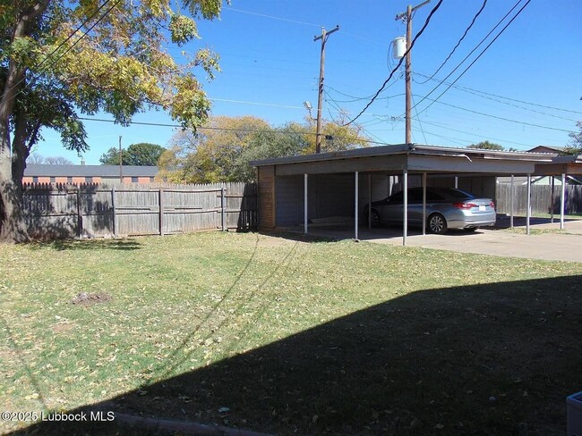 Building Photo - 2406 46th St