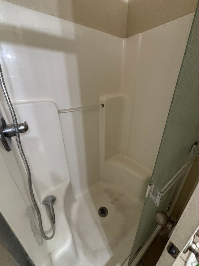 Foto del edificio - 4 Bedroom, 2.5 Bath Townhome in Greeley