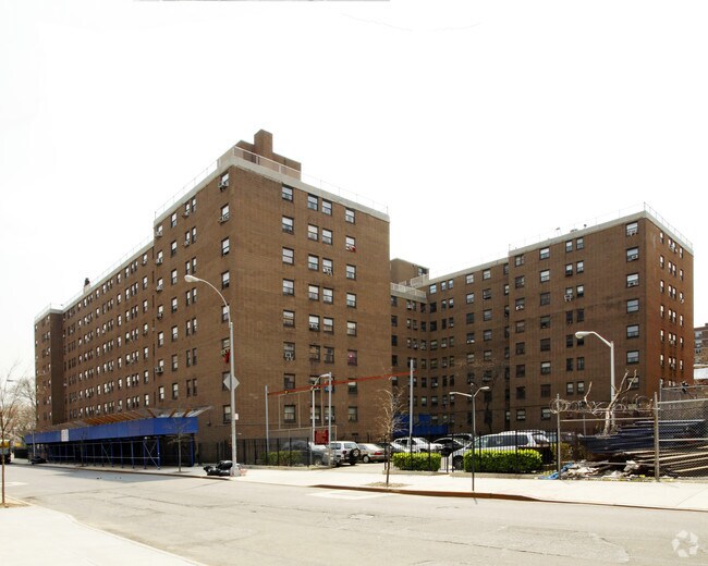 Jackie Robinson Houses Apartments New York Ny Jackie Robinson Houses