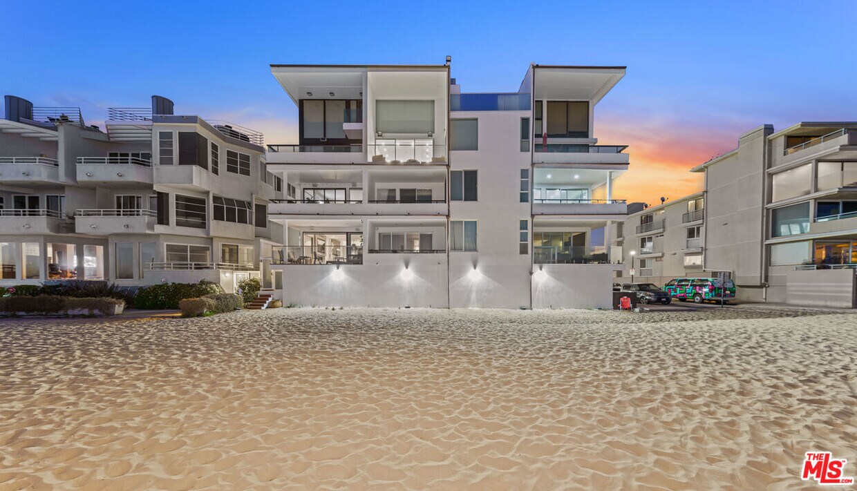 Foto principal - 1 Eastwind St