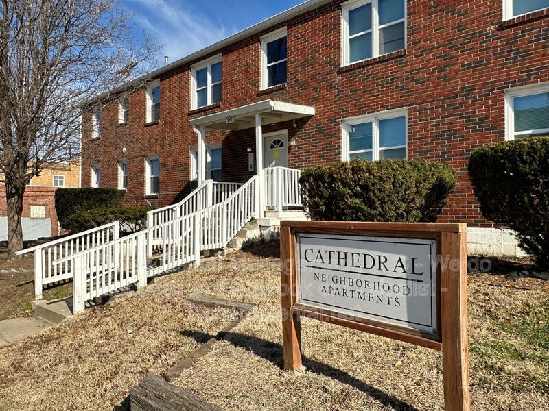 Primary Photo - 901 N 16 St