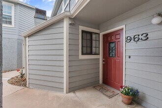 Building Photo - 963 Tampico Ct
