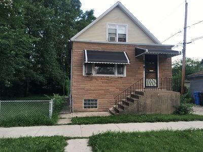 Primary Photo - 15 E 122nd St